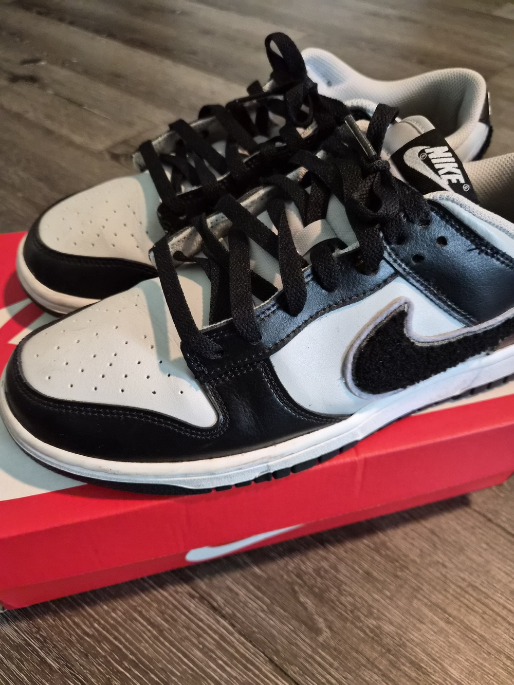 Nike Dunk Low "Chenille Swoosh" – Grey Fog / Black – Size 9